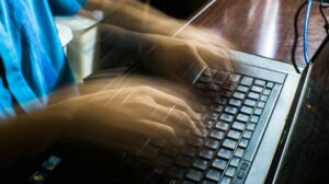 Illustration of Claude AI Now Controls Your Computer To Effortlessly Complete Tasks