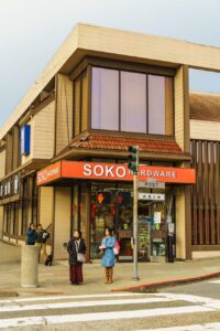 Illustration of Shocking Truth About San Francisco's AI Store: No Customers, Losing Money Fast